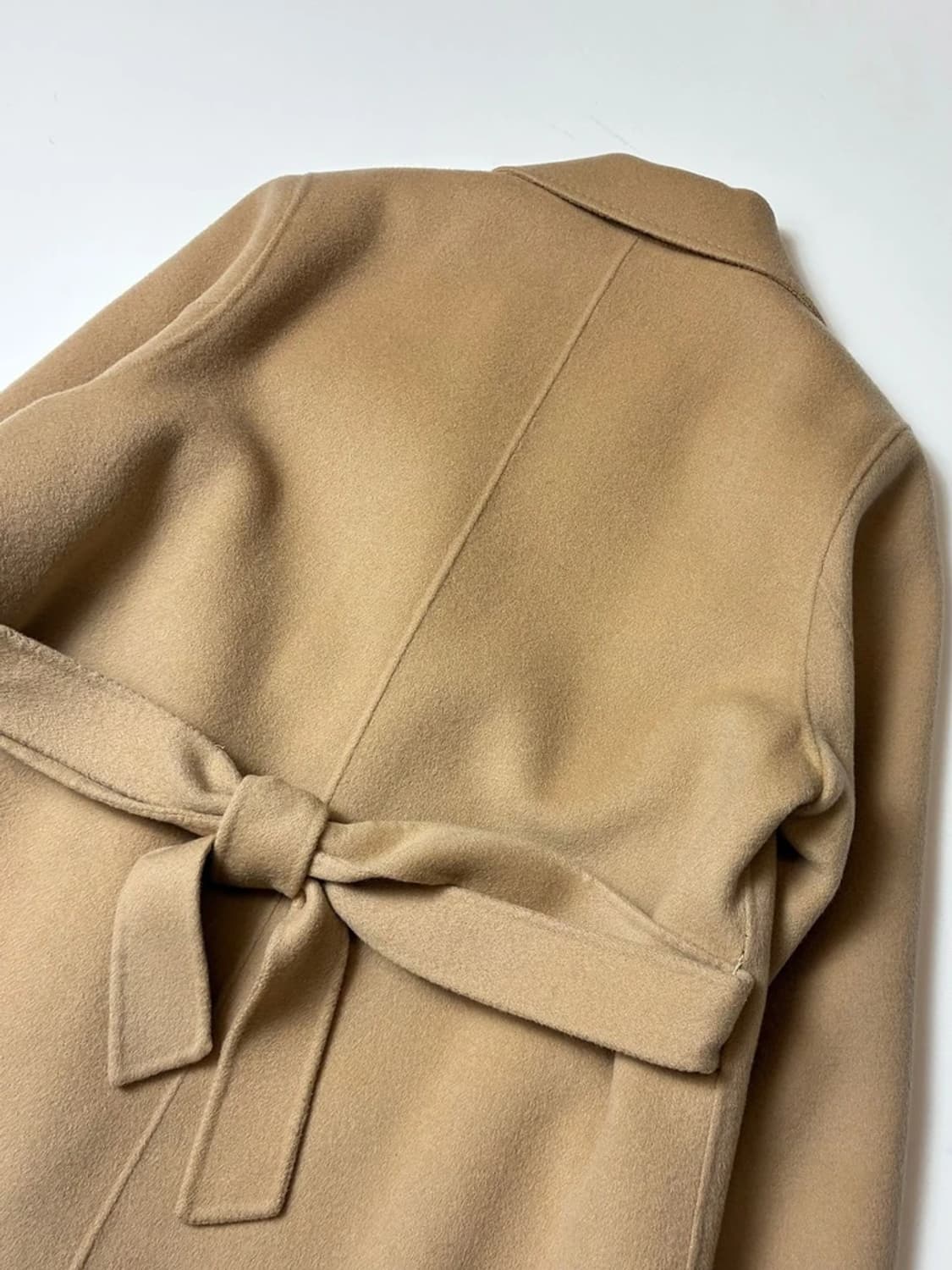 입생로랑 핸드메이드 캐시미어 울 벨티드 코트 PN8196 상품이미지5