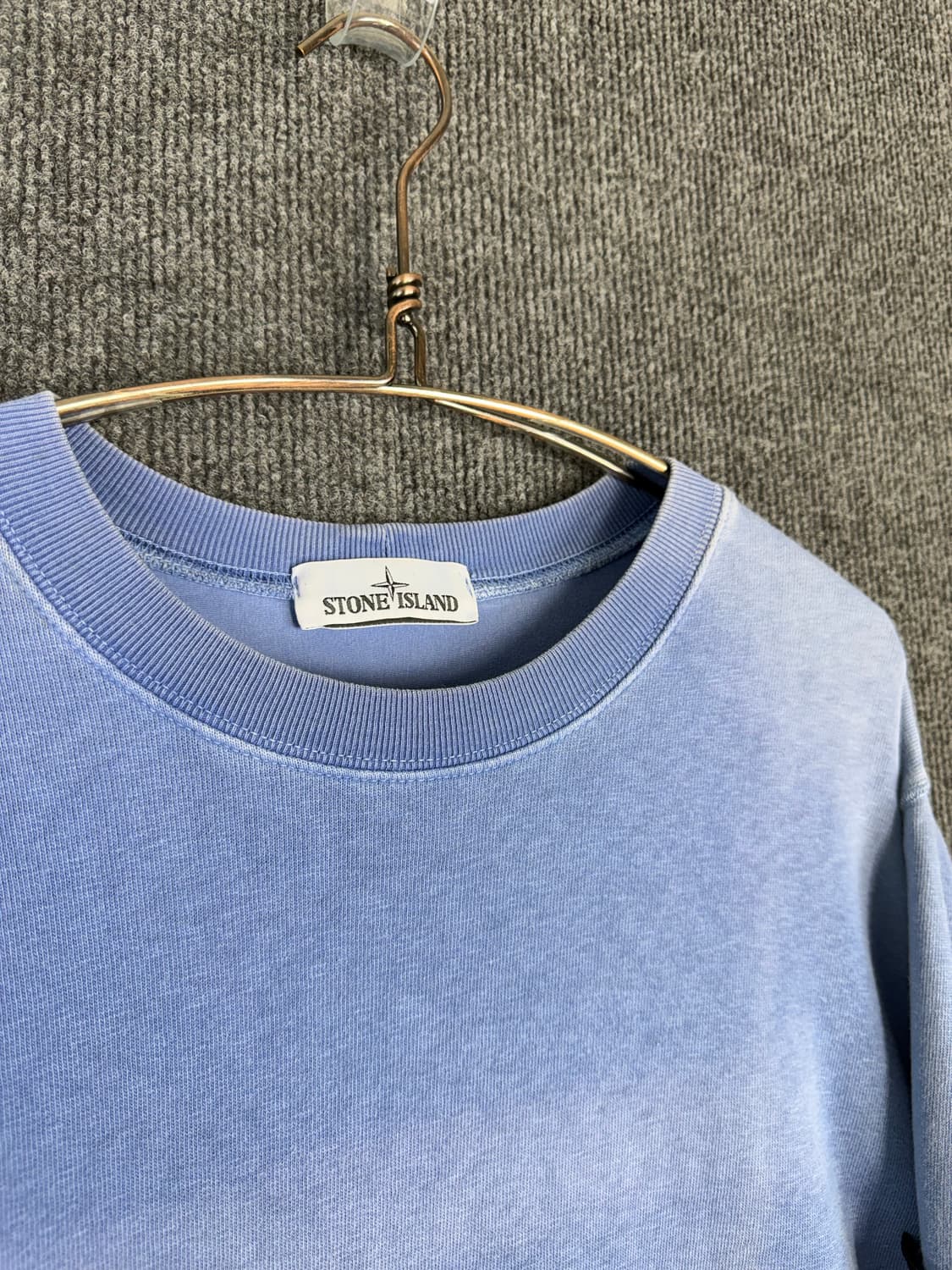 스톤아일랜드 가먼트다잉 와펜 맨투맨 상품이미지3