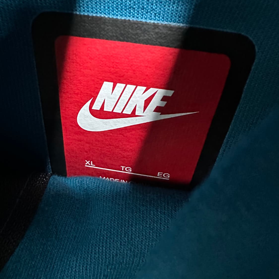 105 나이키 테크팩 남자 플리츠 후드티 상품이미지4