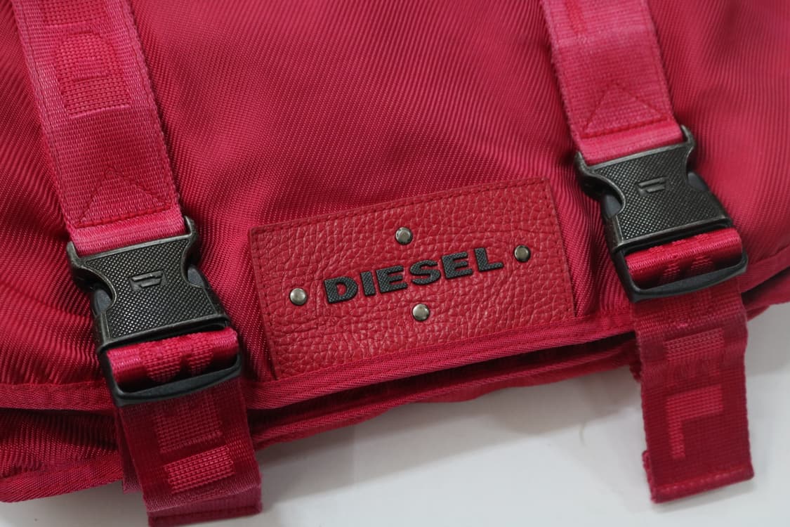 DIESEL 디젤 빈티지 Y2K 로고 스트랩 테크니컬 메신저백 상품이미지4