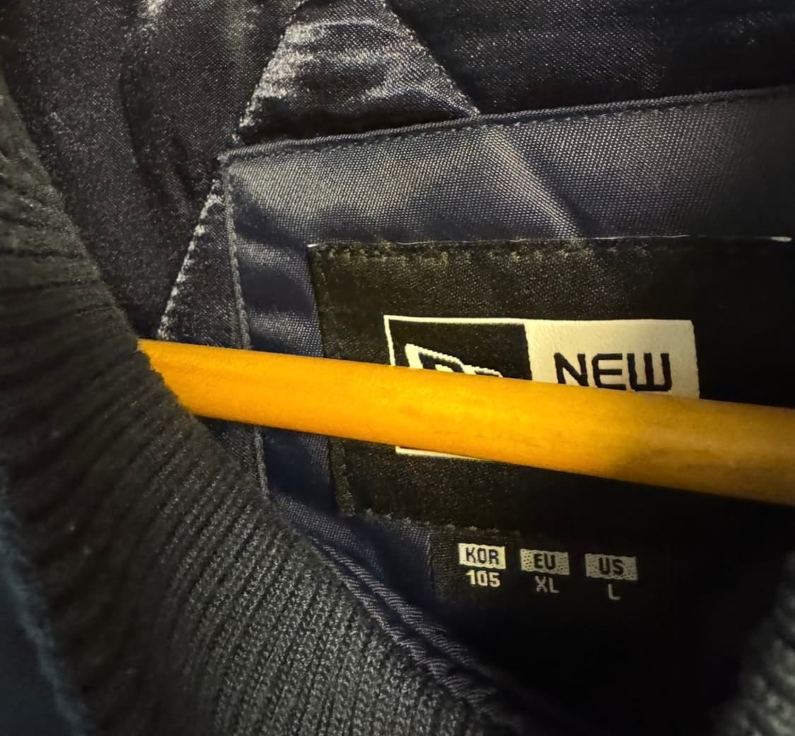 뉴에라 뉴욕 양키스 네이비 누빔 스타디움 자켓 105사이즈 상품이미지3