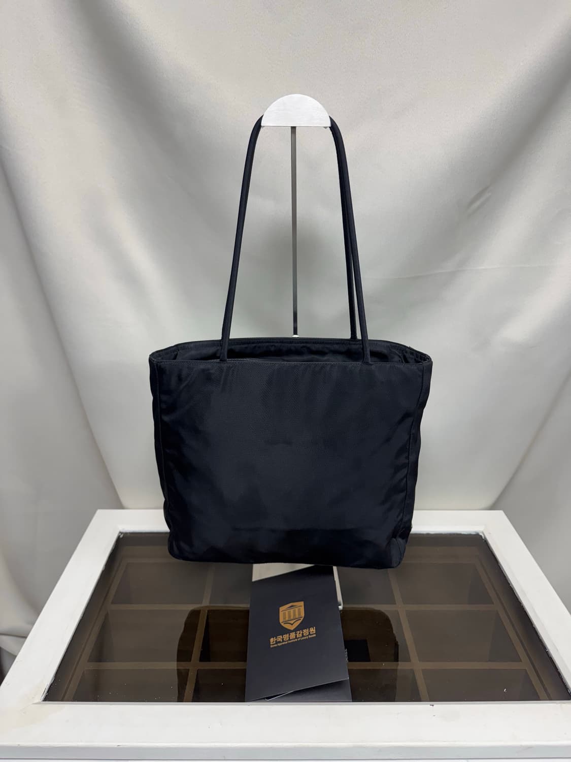 정품 프라다 포코노 숄더백 상품이미지1