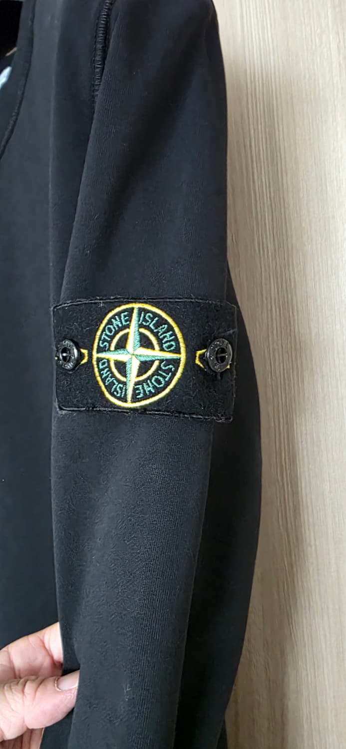 스톤아일랜드 블랙 맨투맨 상품이미지3