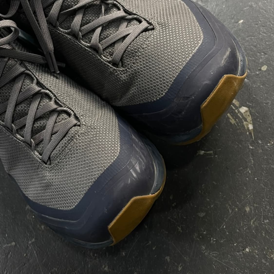 255 아크테릭스 에어리어스 미드  상품이미지6