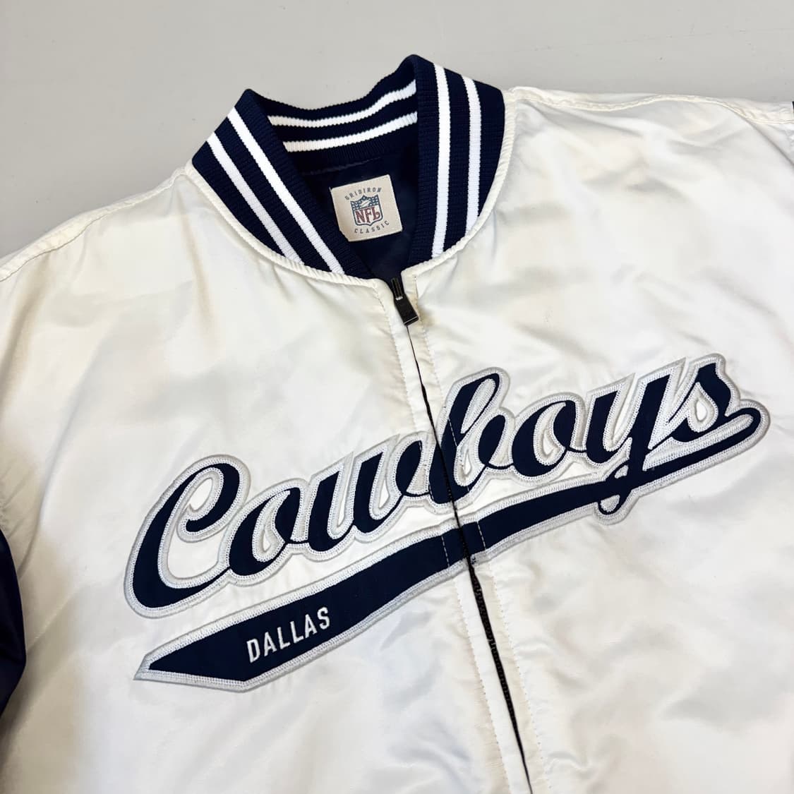 NFL X 리복 90s 댈러스 카우보이스 올드스쿨 리버시블 바시티 점퍼  상품이미지3