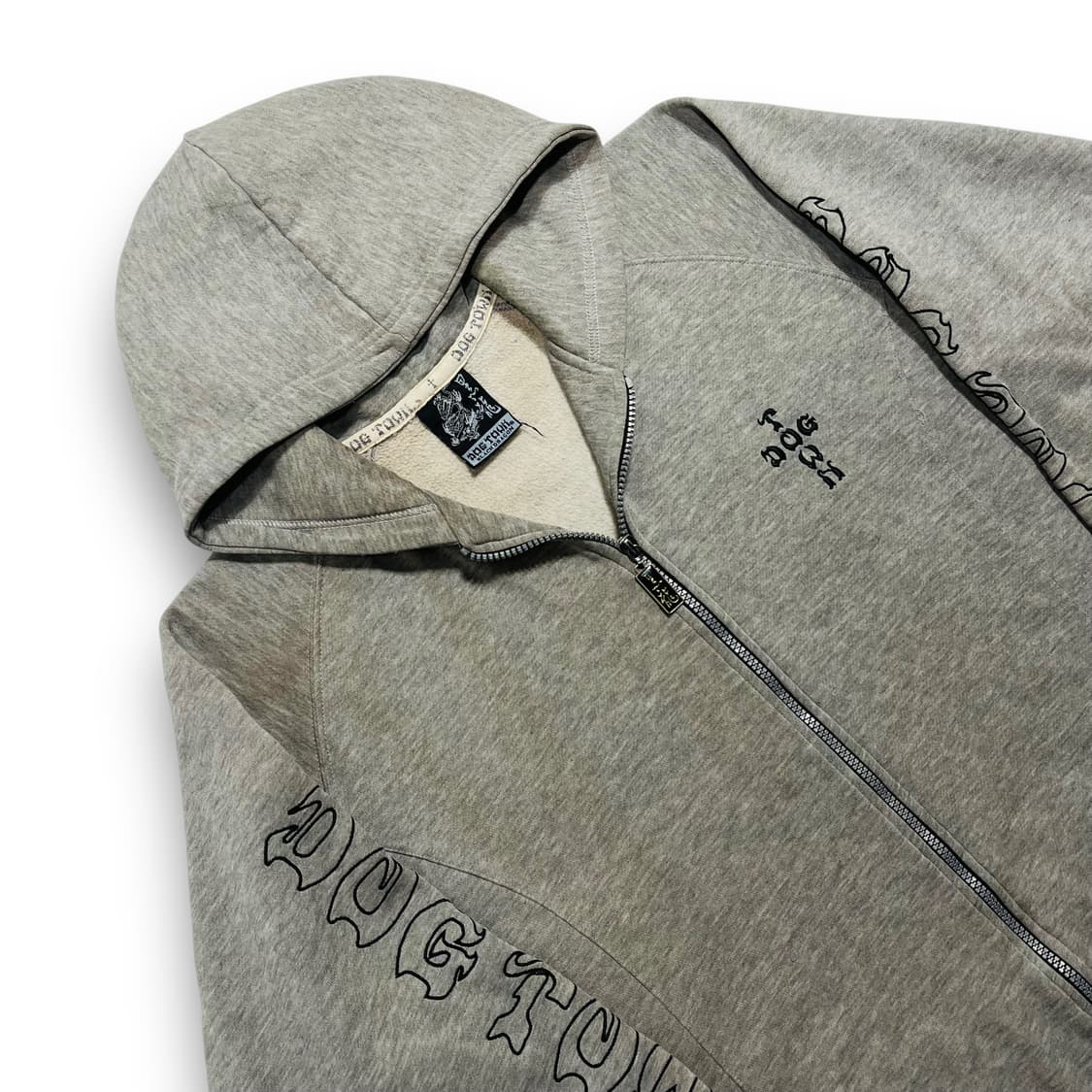 도그 타운 블랙 드래곤 사이드 로고 후디 집업 상품이미지2