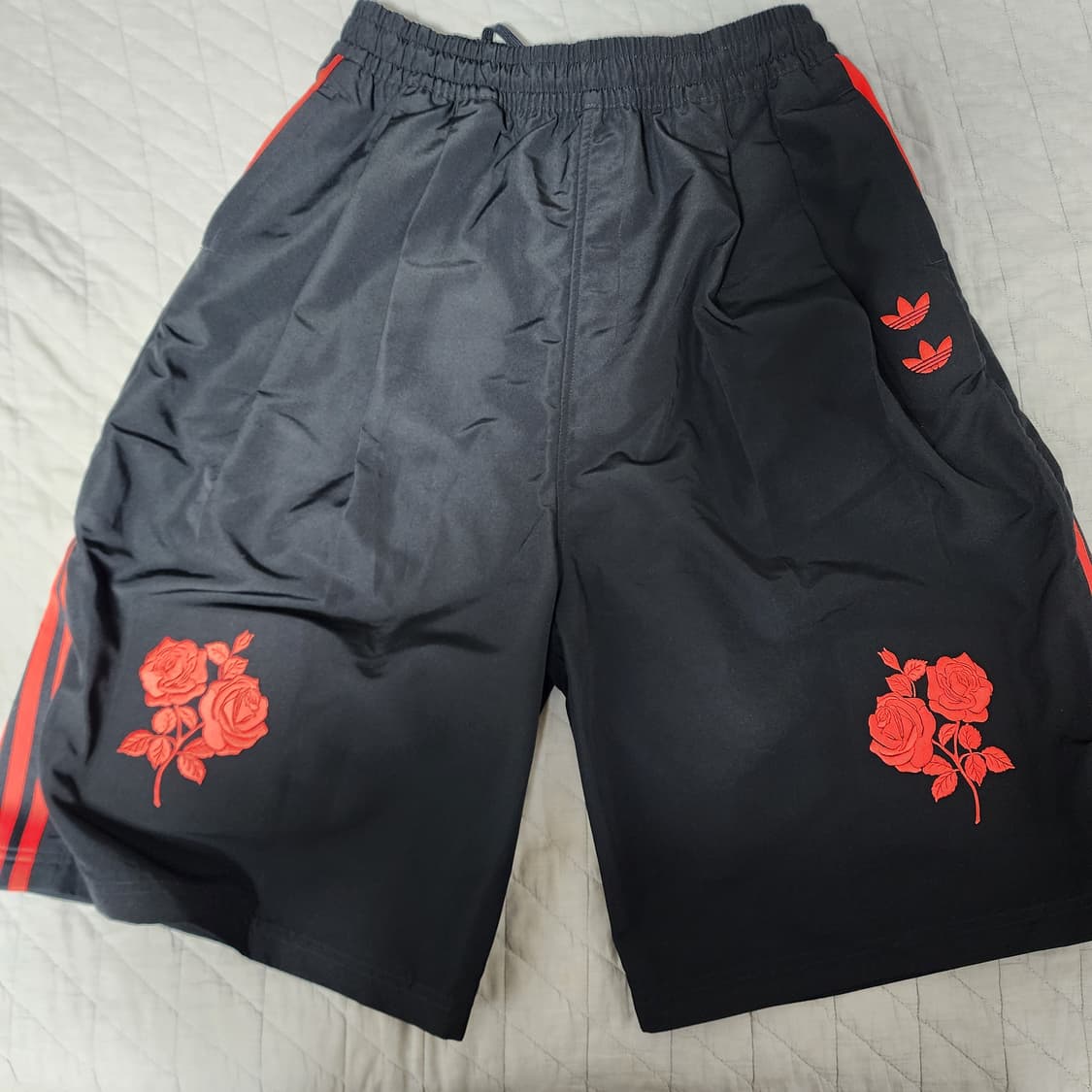 [S] 아디다스 x 윌리 차바리아 롱 쇼츠 블랙 - US 사이즈 상품이미지2