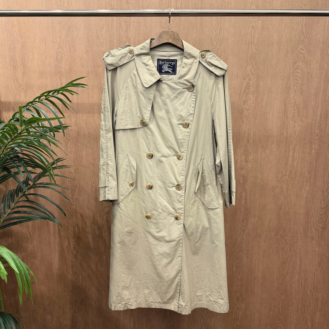 버버리 코튼 롱 트렌치 코트 더블 브레스티드 벨트 견장 디테일 베이지 상품이미지1