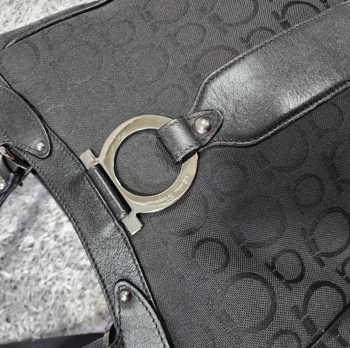 페라가모 자카드 숄더백 상품이미지4