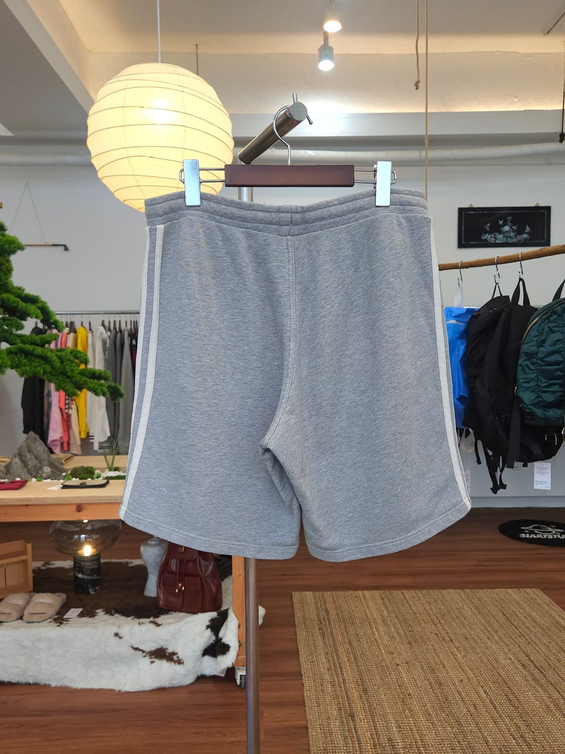 아디다스 삼선 쇼츠 그레이 상품이미지2