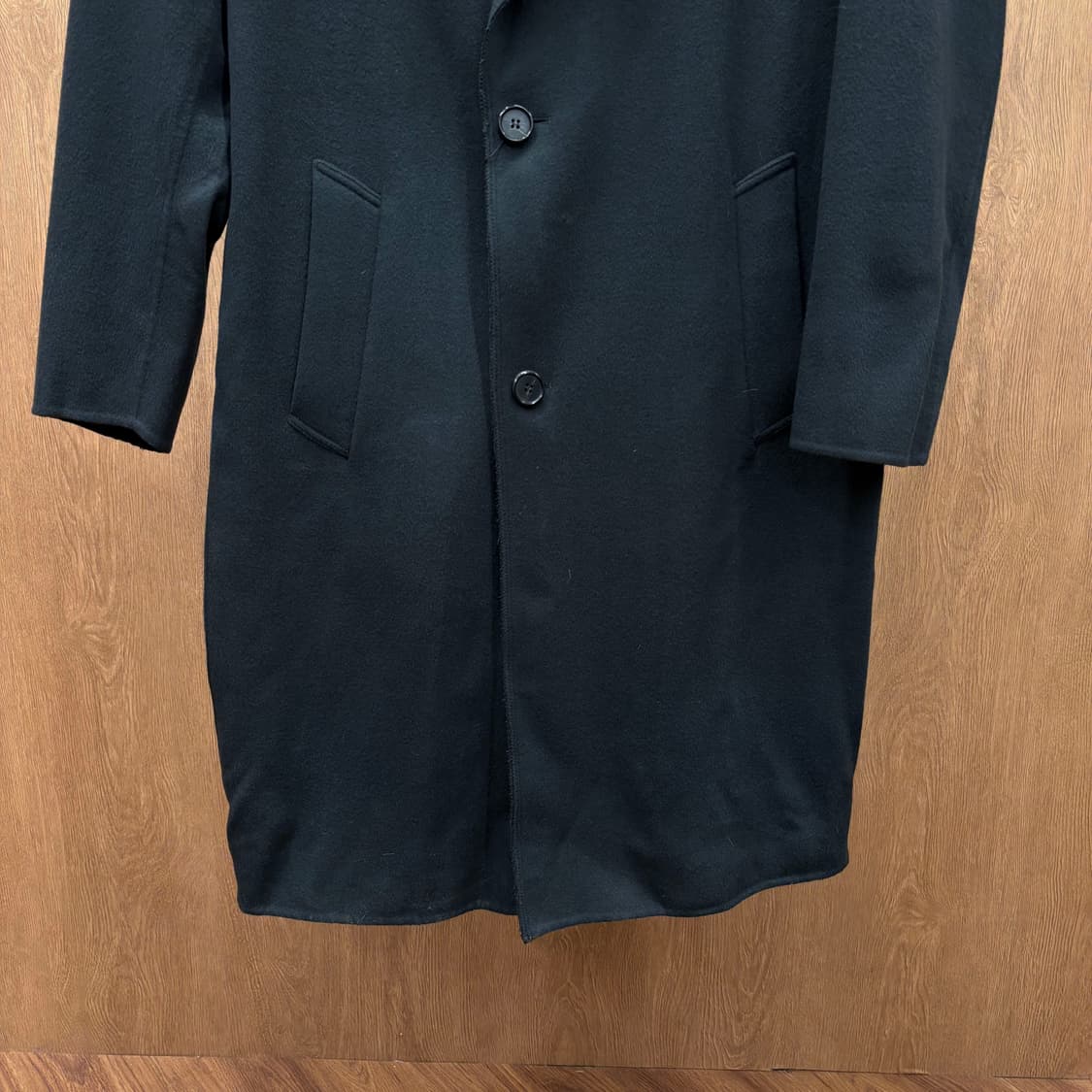 시스템 울 롱 코트 노치드 라펠 싱글 버튼 디테일 레귤러핏 블랙 상품이미지5