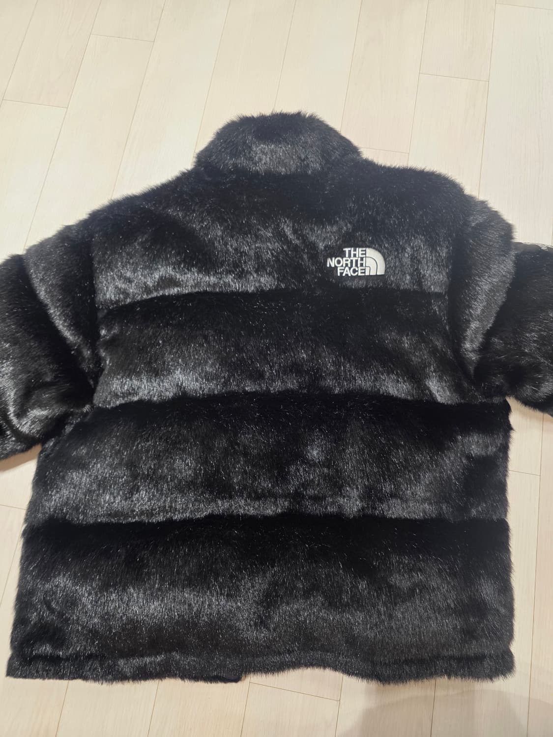 슈프림 노스페이스 퍼 눕시 M 상품이미지2