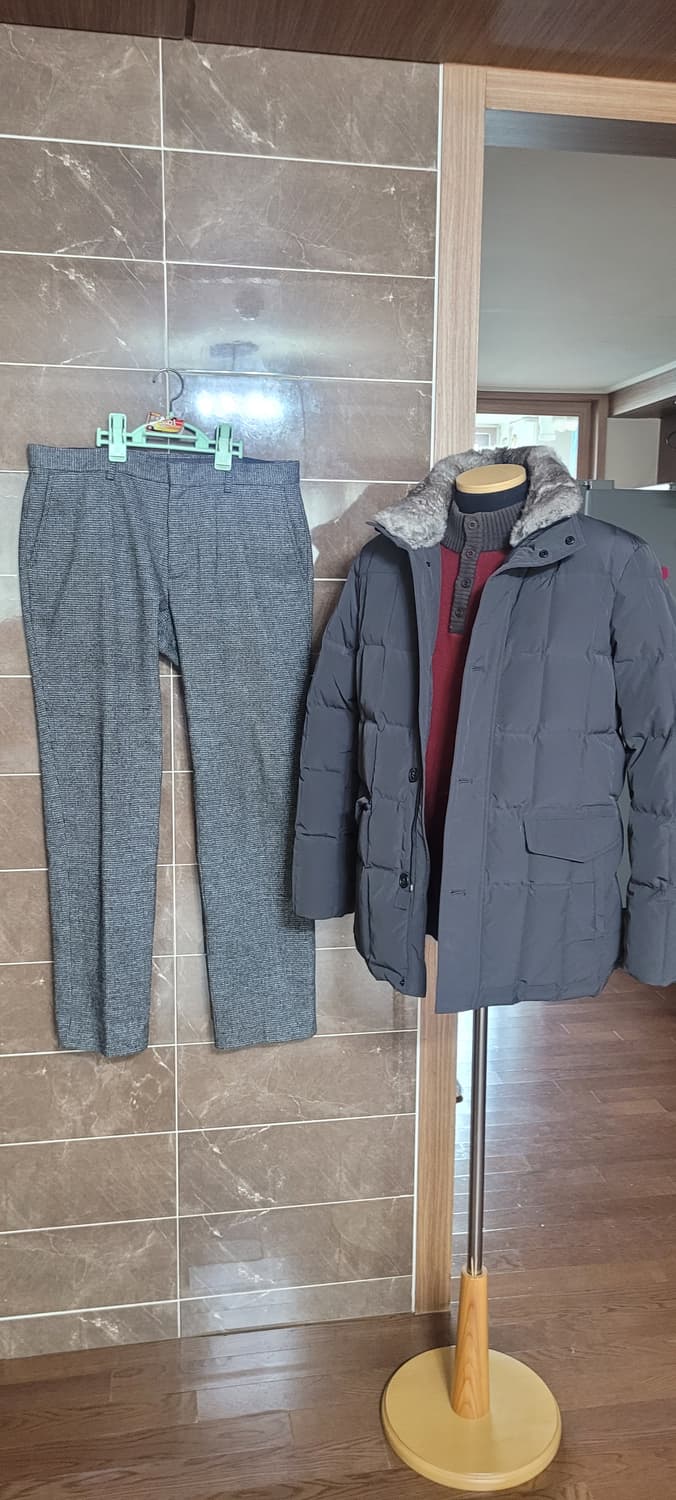 (남성100사이즈)까르뜨블랑슈 패딩(거위100) 상품이미지1