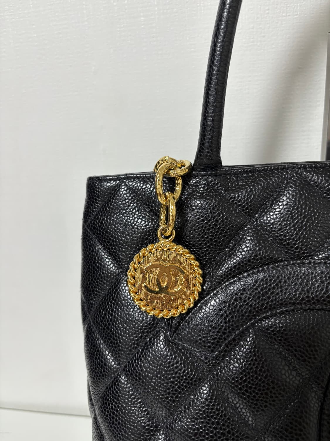 샤넬 메달리온 코인백  상품이미지3