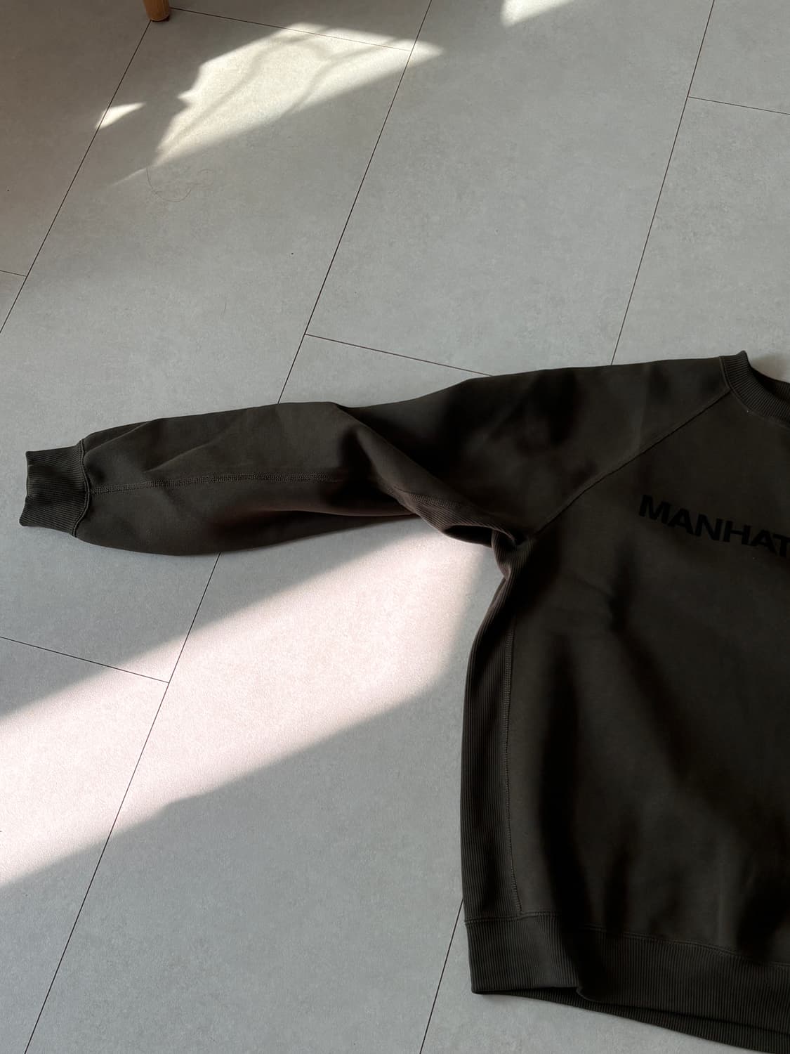 GU x Engineered Garments 올리브 스웻셔츠 (M) 상품이미지4