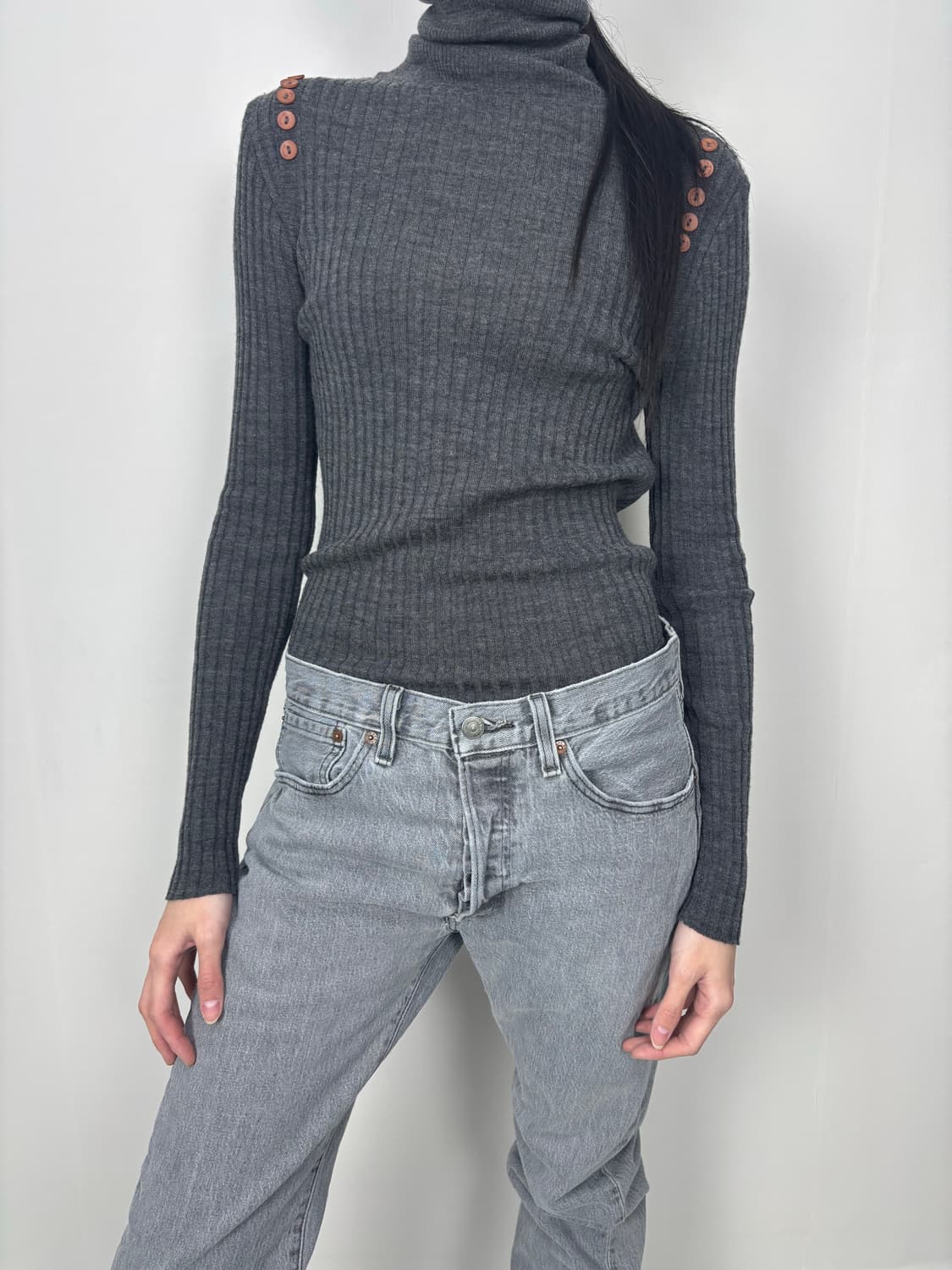 SHOULDER BUTTON TURTLENECK 상품이미지2