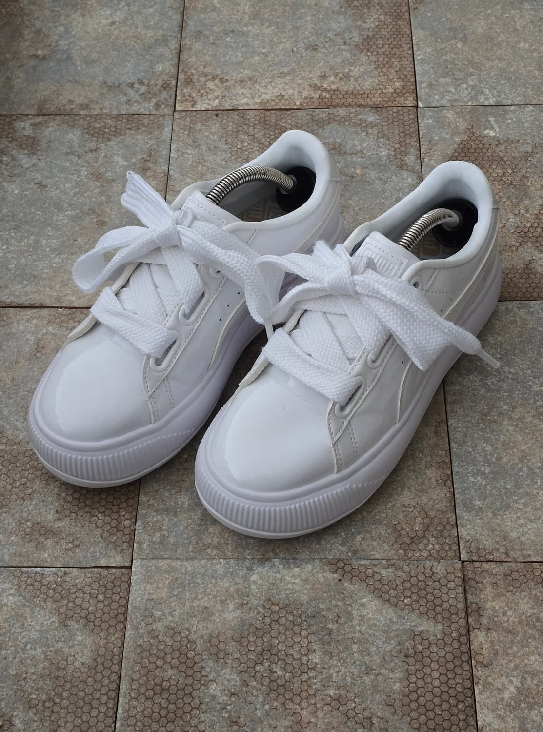 (250)푸마 스웨이드 마유 하트 페이턴트 화이트 상품이미지1