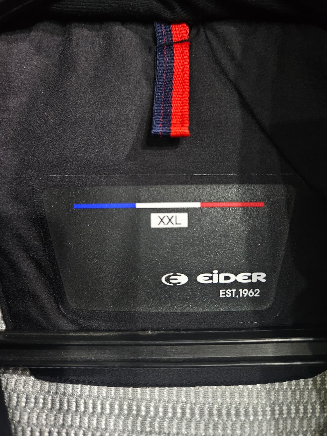 아이더 블랙컬러 남성 110 구스다운 패딩  상품이미지3