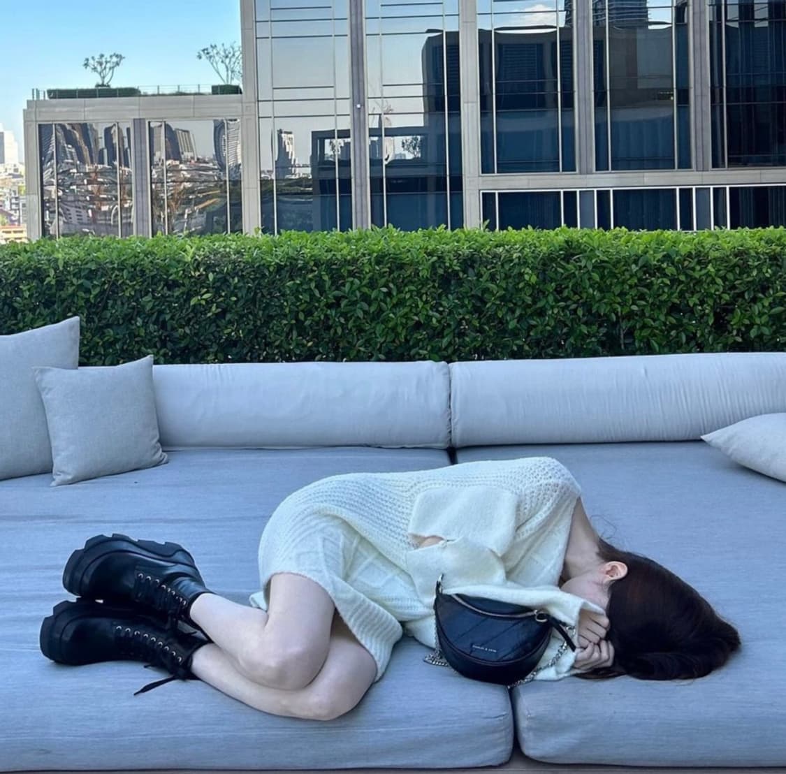 트리밍버드 Sleeve Slit Boat Neck Knit-아이보리 상품이미지2