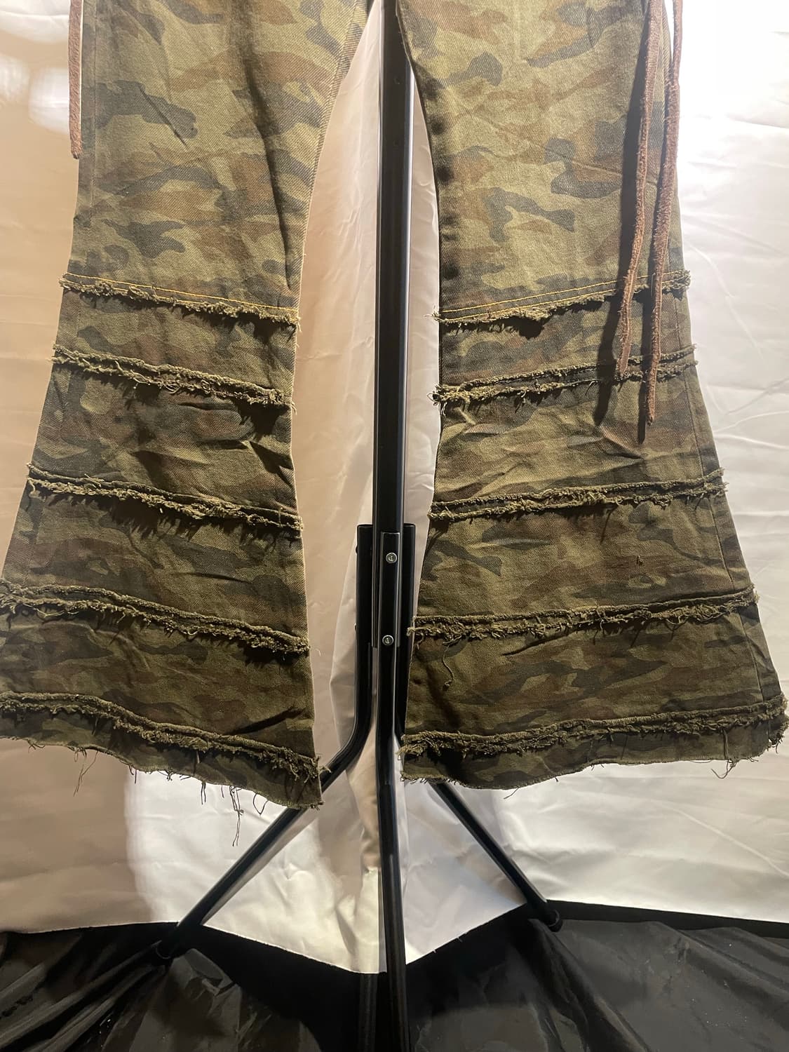 L.G.B CAMO BELLBOTTOM HAGIS PANTS (26) 상품이미지5