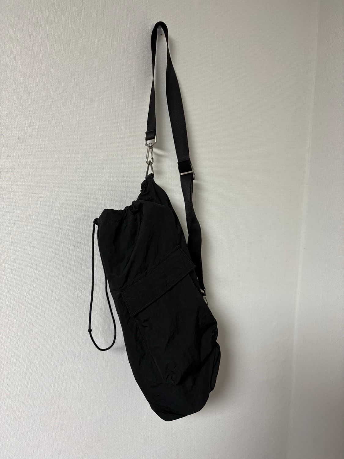 해칭룸 Bottle bag Black 상품이미지1