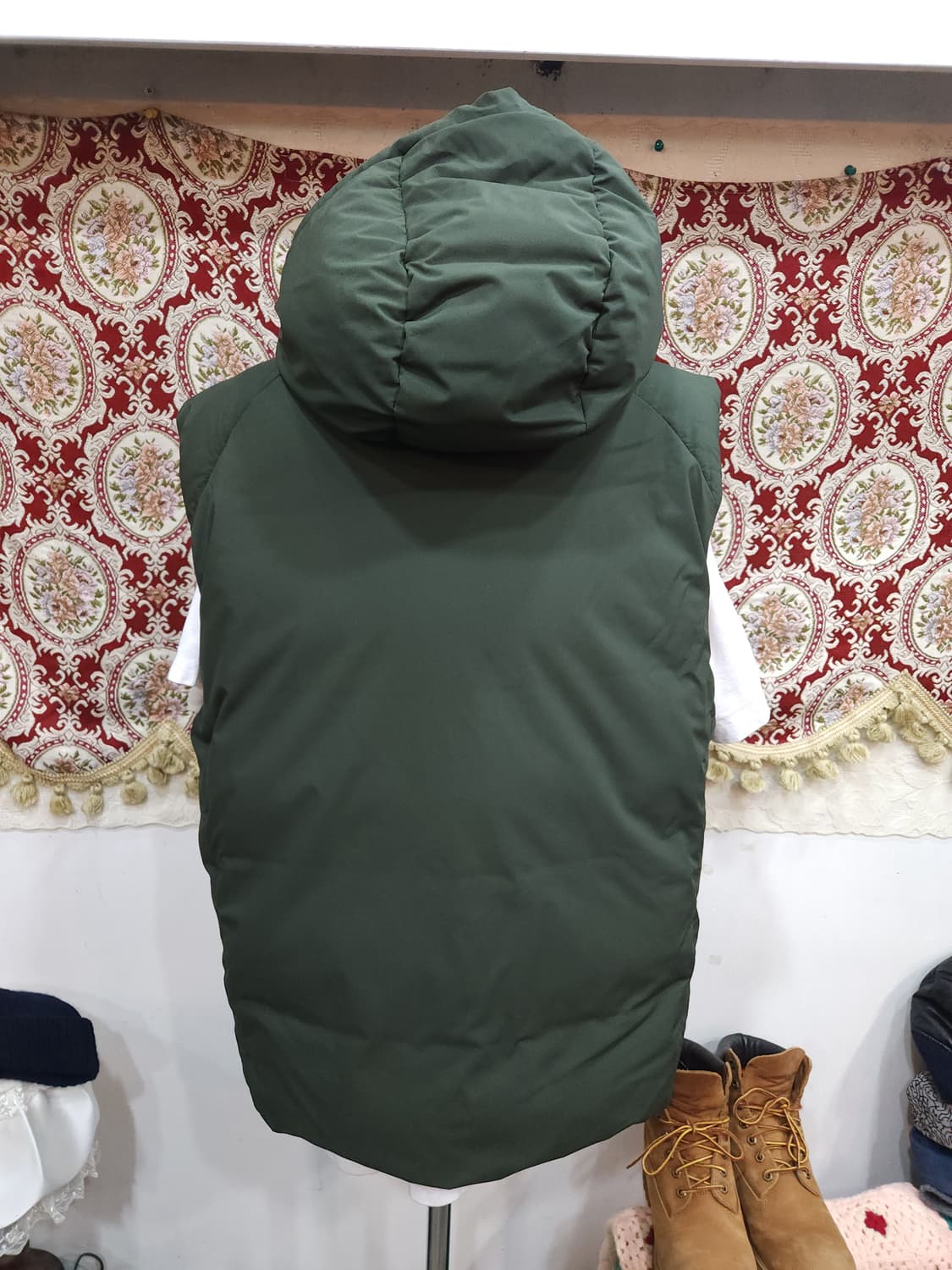 데상트 후디 캐논 오리털 패딩조끼

 상품이미지5