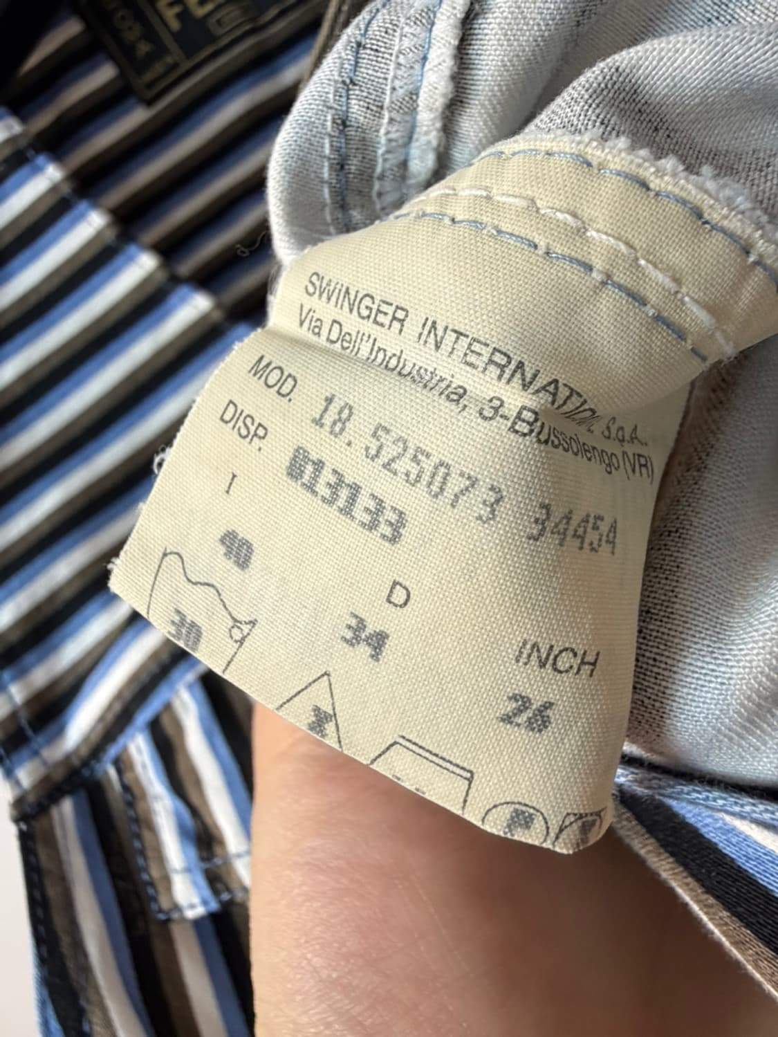 펜디 스트라이프 크롭 베스트 상품이미지7