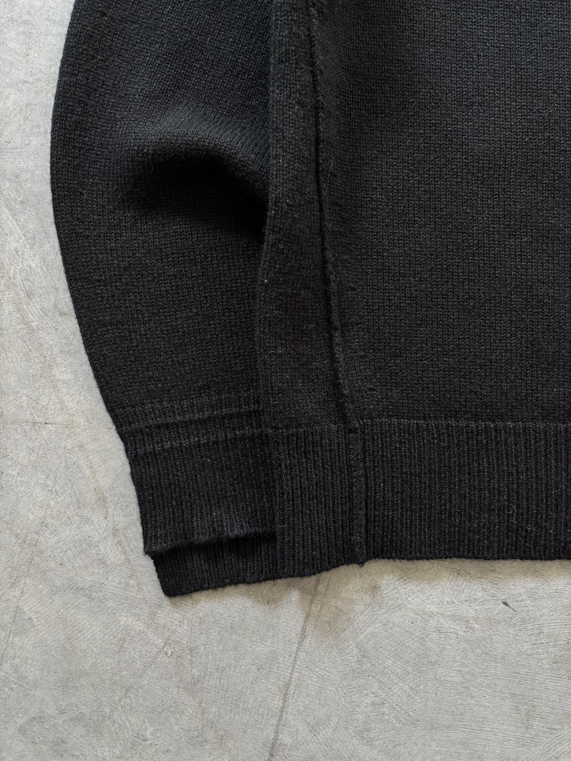 Helmut Lang 헬무트랭 캐시미어 브이넥 니트 상품이미지7