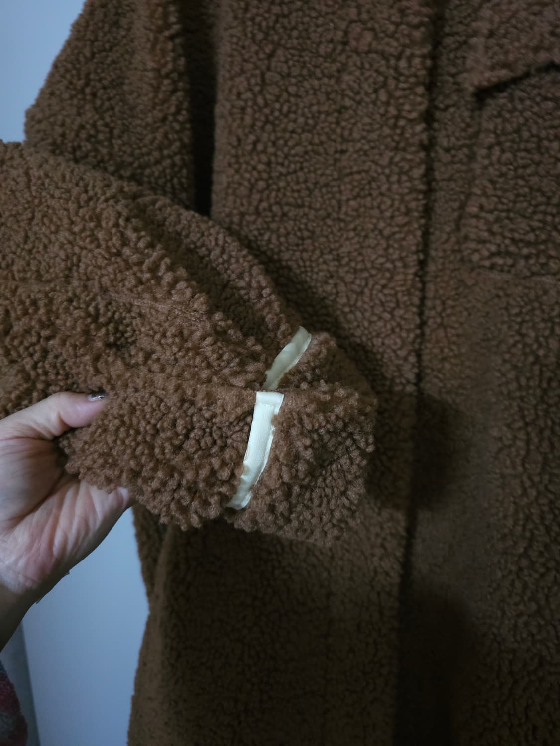 아디다스 쉐르파 브라운 뽀글이 롱 코트 상품이미지5