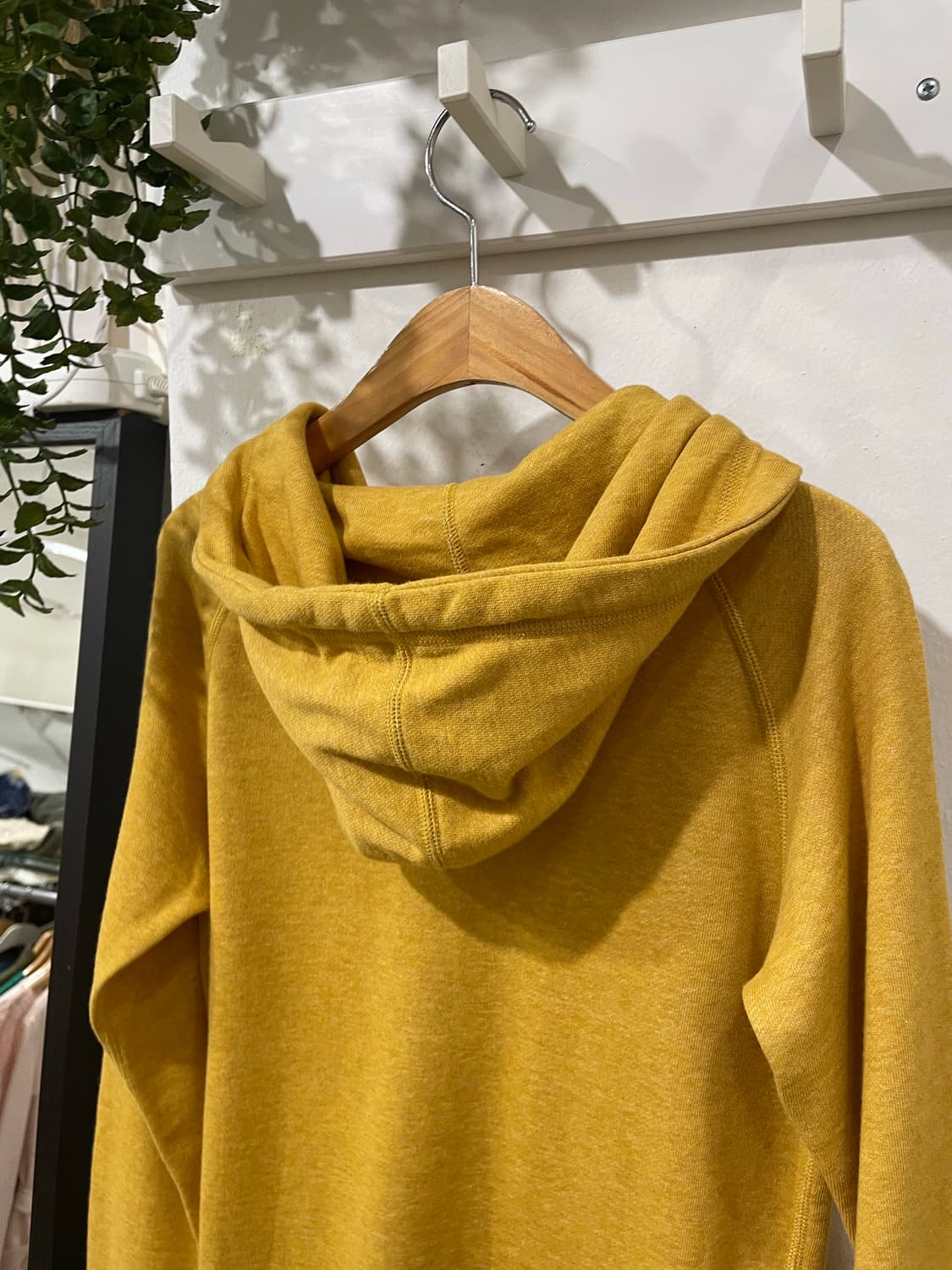 aigle yellow hoodie 상품이미지10