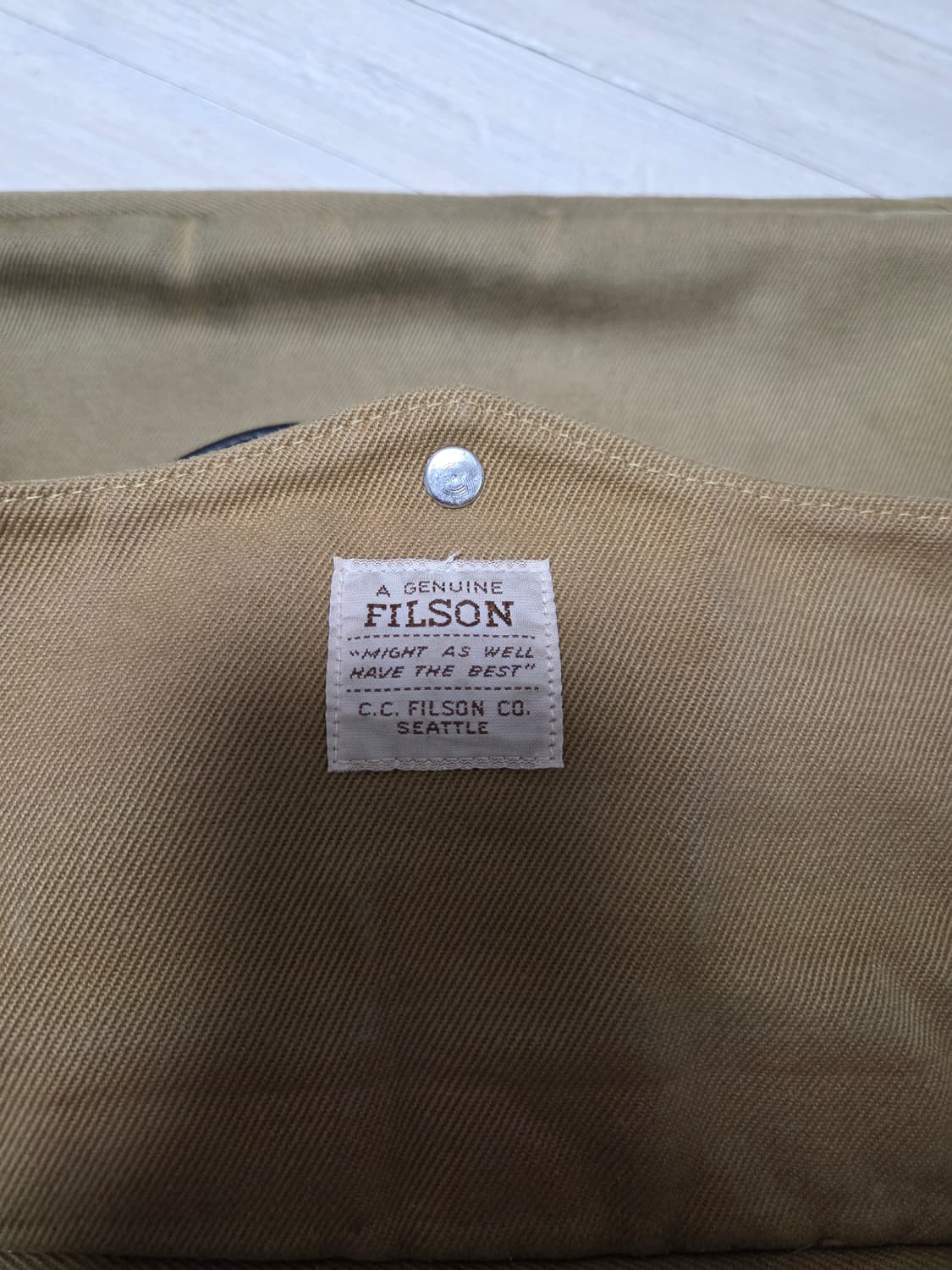 필슨 256 브리프케이스 탄 상품이미지4