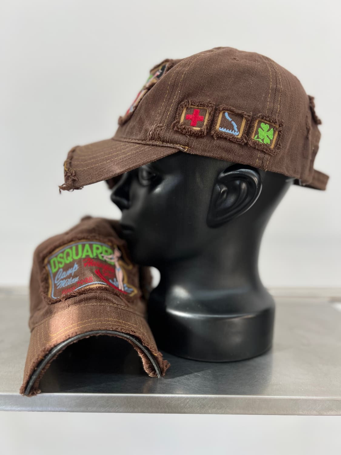 디쑤퀘 숏창 캡  상품이미지2