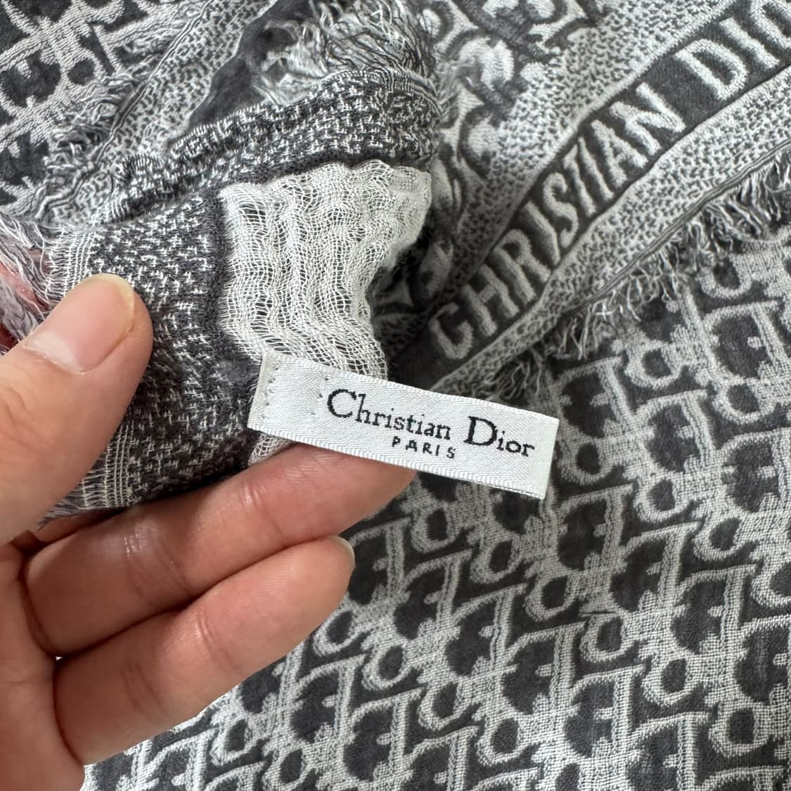 정품 크리스찬 디올 실크 스퀘어 숄 머플러 상품이미지4