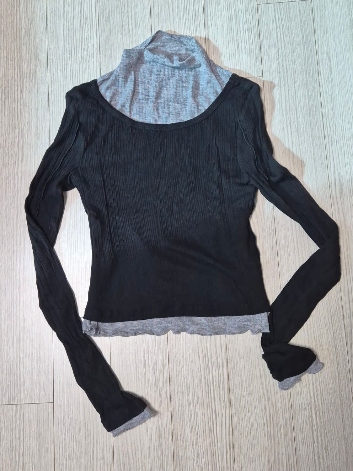 에잇세컨즈 레이어드 티셔츠 상품이미지1