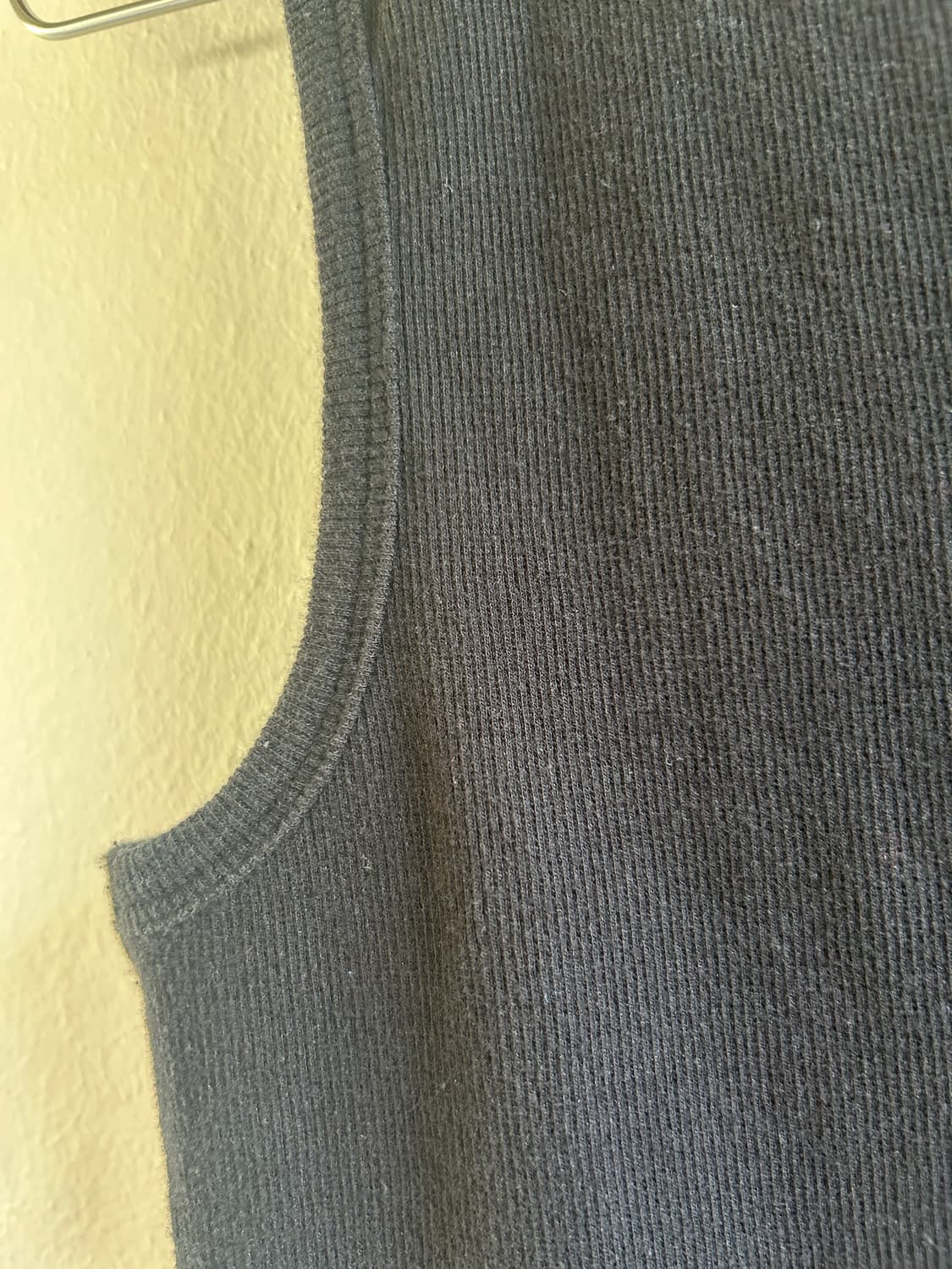 Guess 나시 상품이미지7