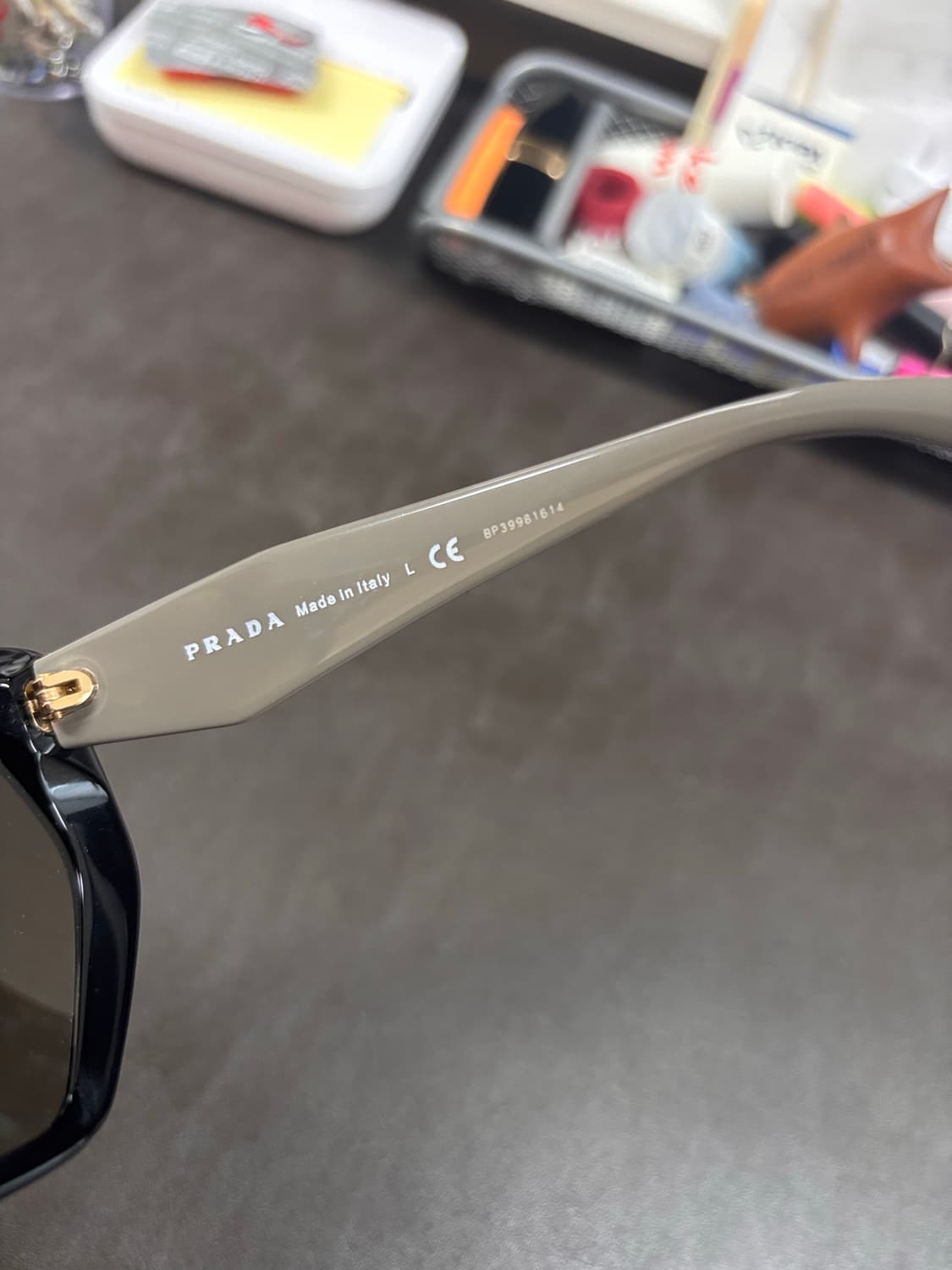 PRADA 프라다 SPR16R-F 1AB-1X1 정품 선글라 상품이미지9