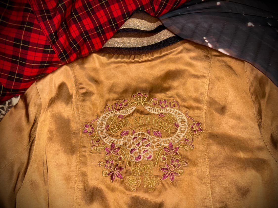 빈티지 럭셔리 자수 포인트 골드 스카쟌 자켓 상품이미지3