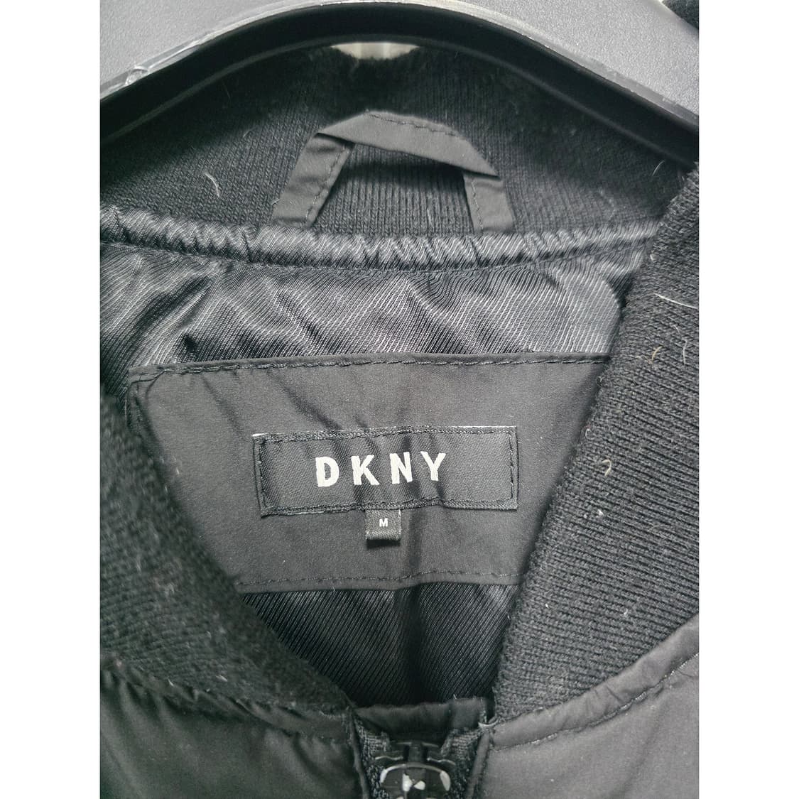 택포// DKNY 블랙 패딩 M 상품이미지2
