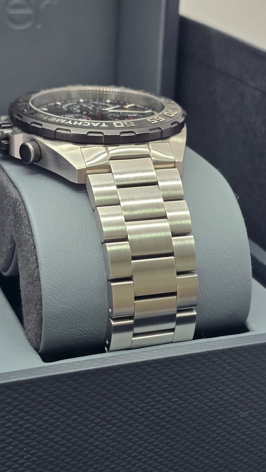 태그호이어 포뮬러1 크로노 블랙 24년 7월 쿼츠 시계 상품이미지6