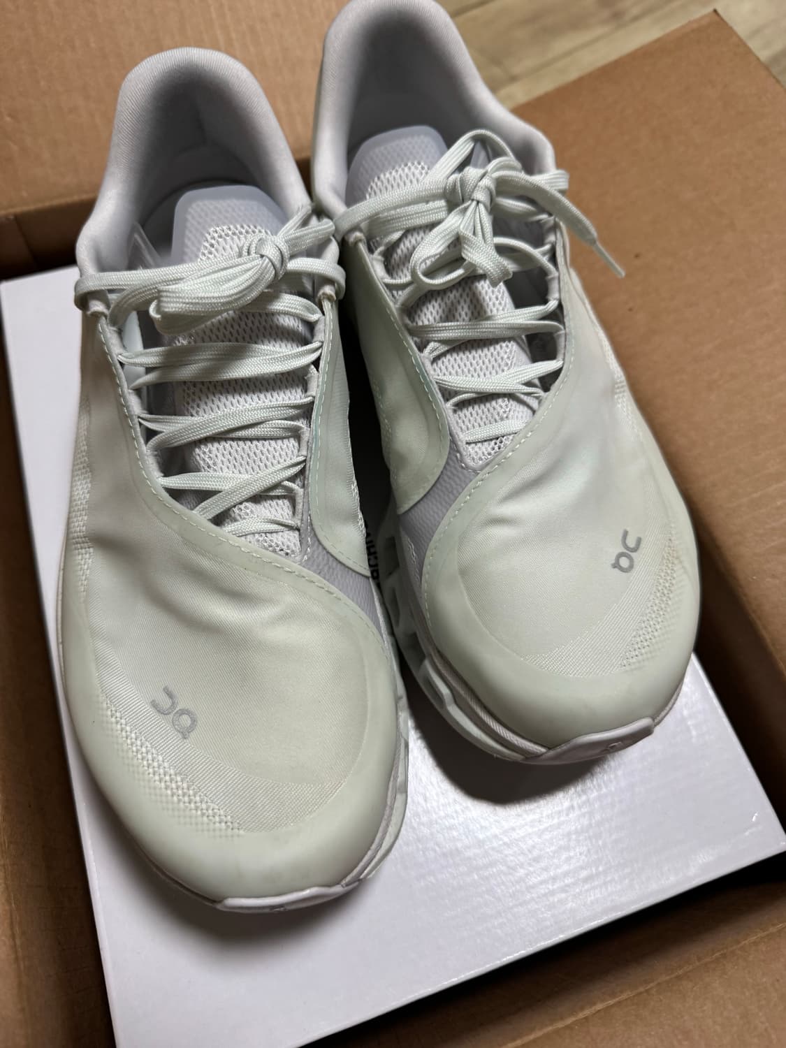 온러닝 클라우드몬스터2 베이퍼프로스트 275 상품이미지1