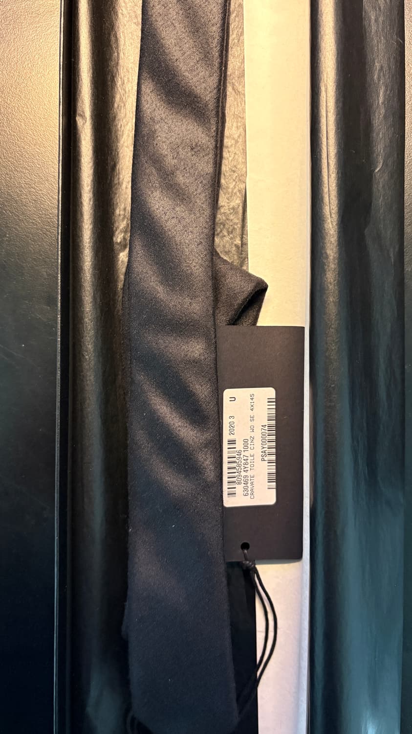 Saint laurent skinny tie 생로랑 스키니 타이 블랙 상품이미지1