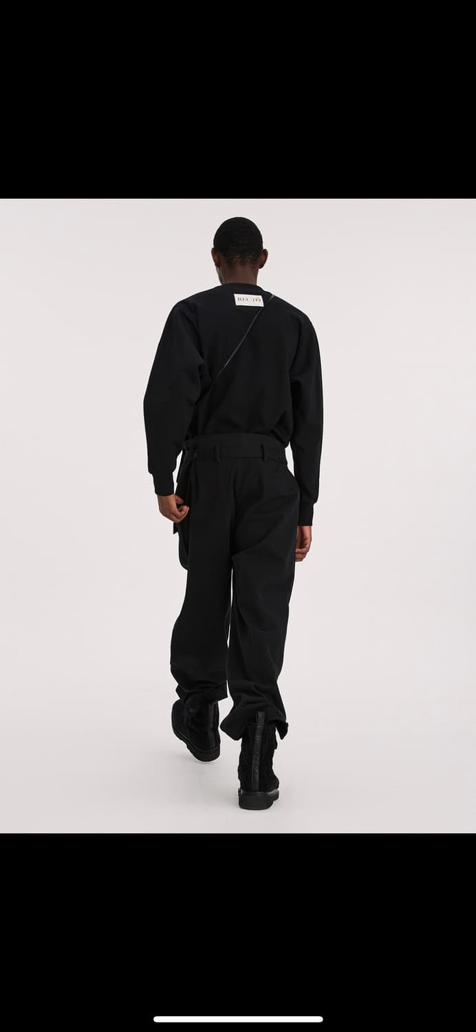 (L) 렉토 RC 로고 패치 맨투맨 블랙 상품이미지1