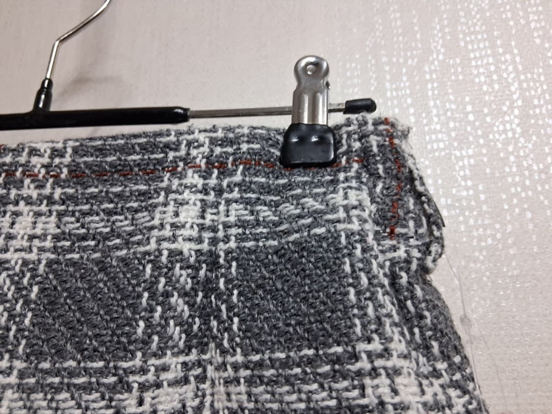 일본빈티지수입 Petire 체크모직롱스커트 새상품상태
27까지 상품이미지3