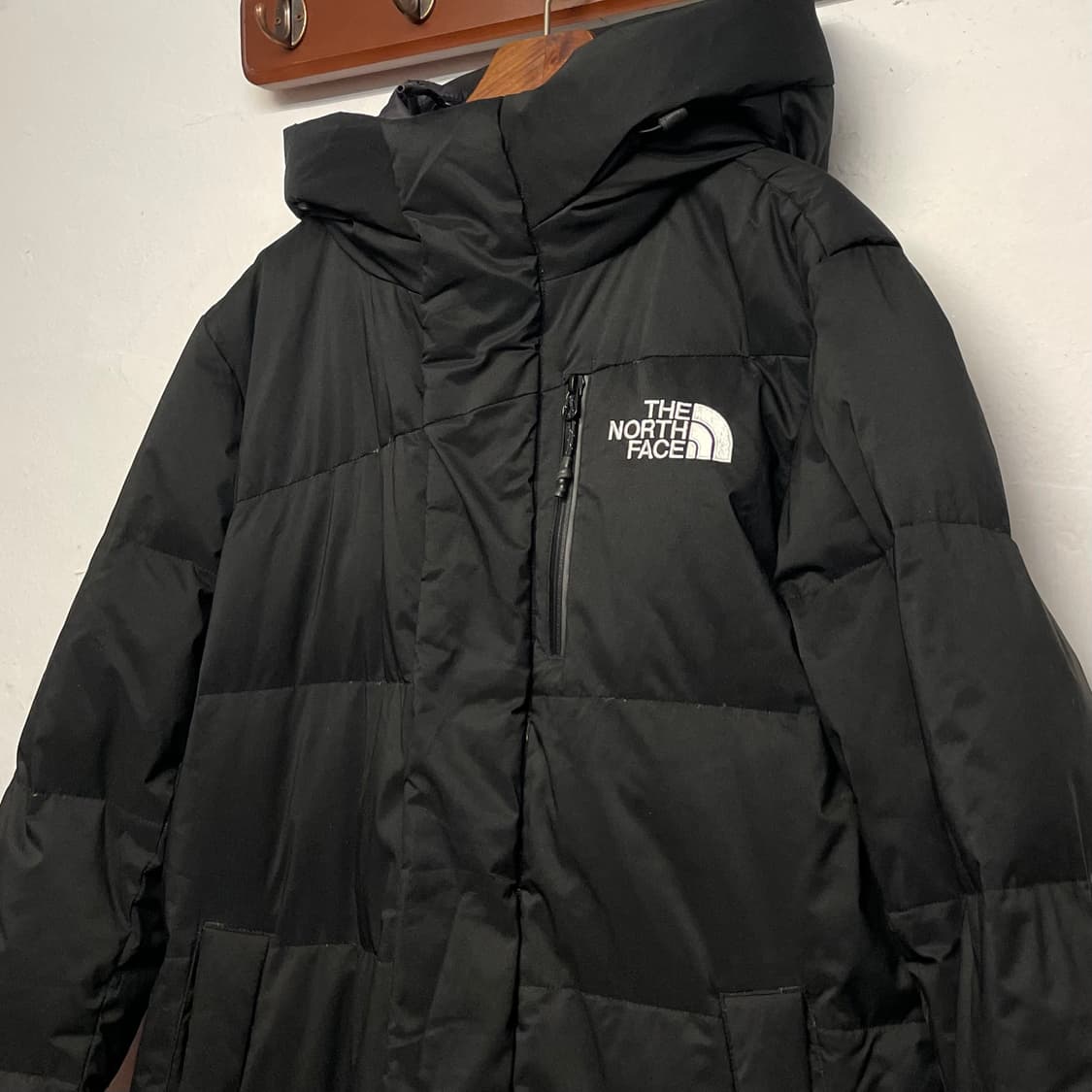 노스페이스 마운틴 에슬레틱 구스다운 롱 패딩 상품이미지2