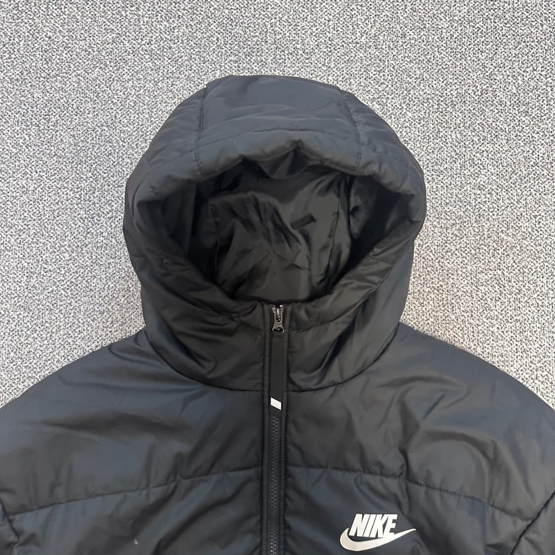 나이키 블랙 후드 패딩 상품이미지2