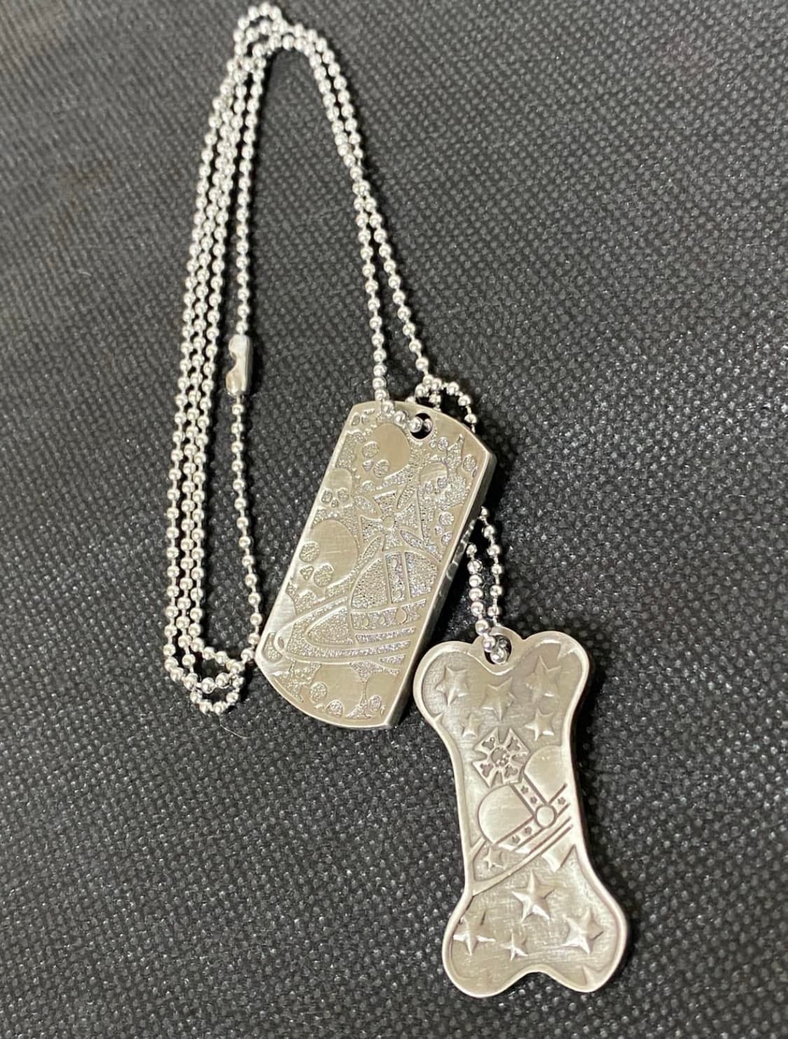 비비안웨스트우드 아카이브 레터링 orb 각인 도그택 팬던트 목걸이 상품이미지5