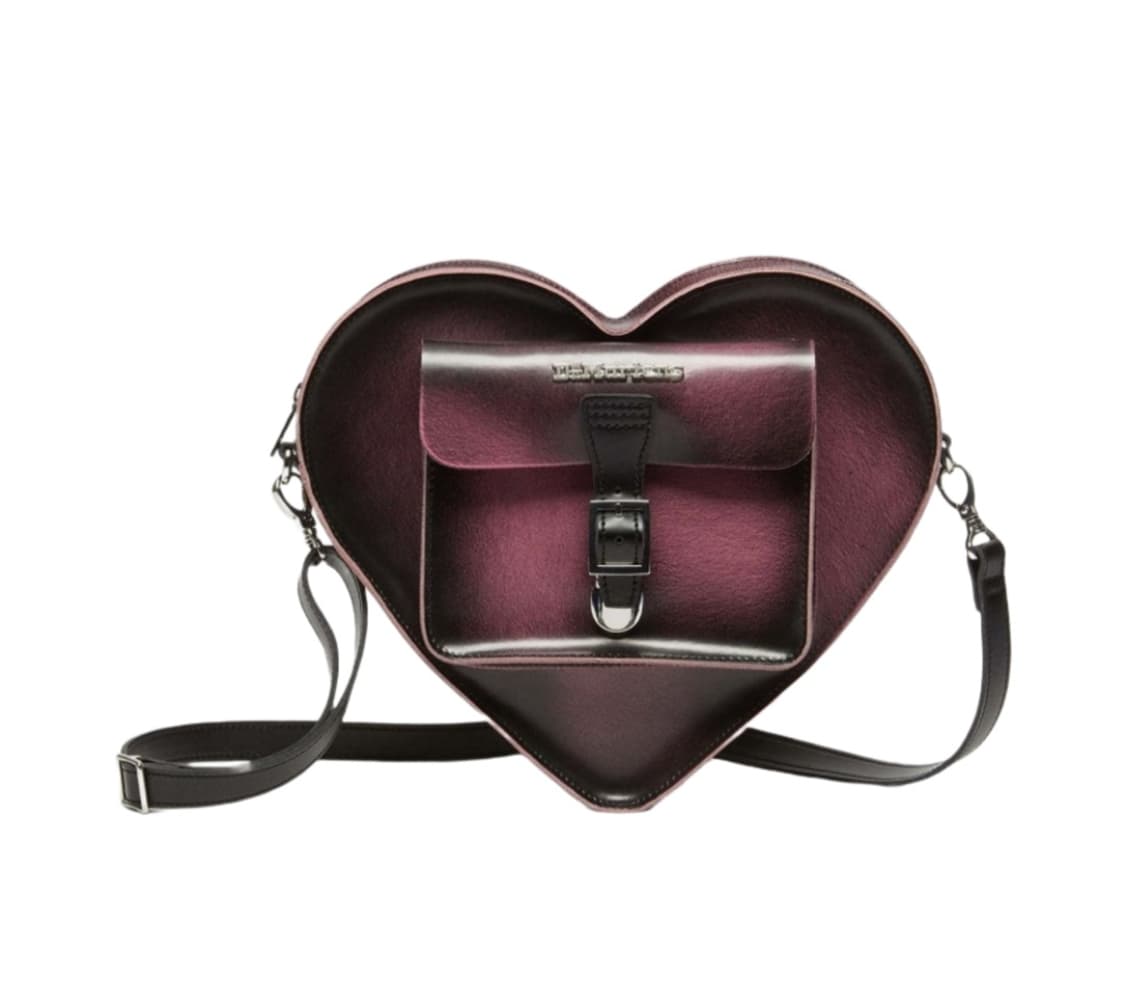 닥터마틴 하트 백팩 블랙 폰덴테 핑크 상품이미지1