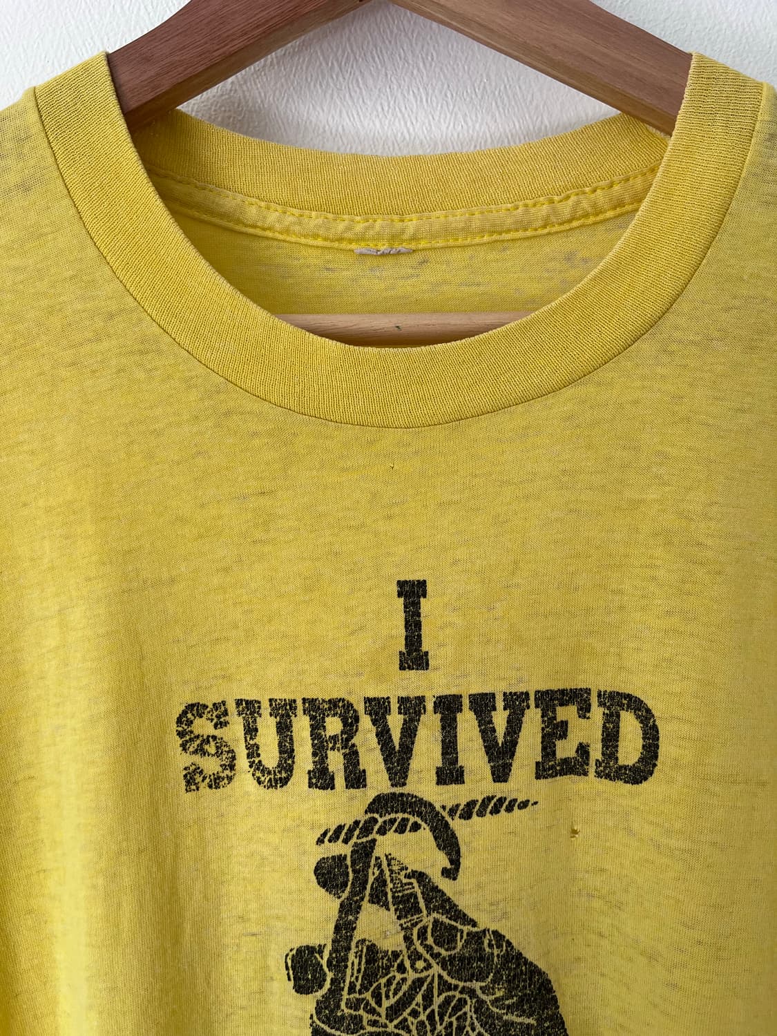 80s vintage  i survived t-shirt 상품이미지2