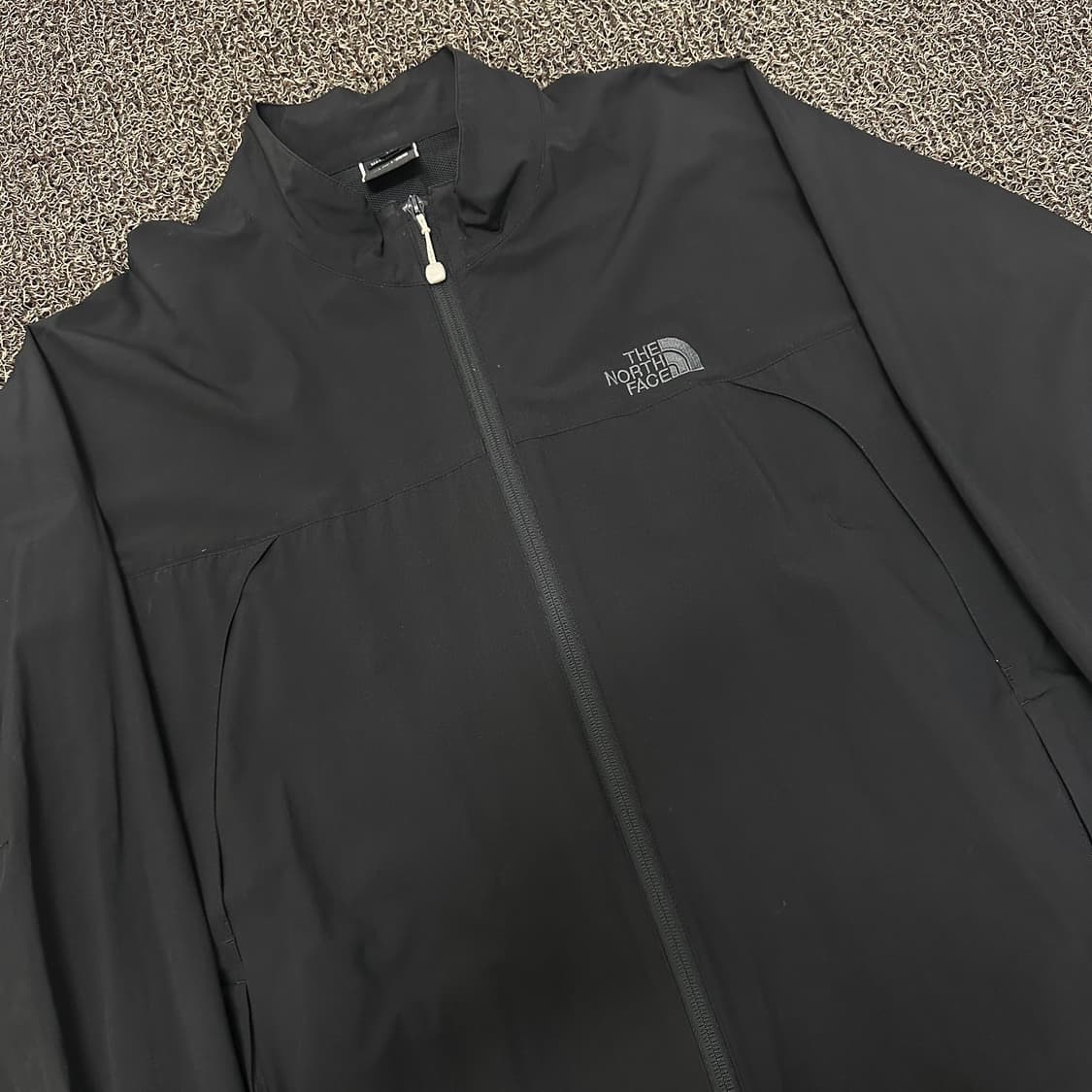 노스페이스 경량 바람막이 자켓 블랙 105(XL) 상품이미지2