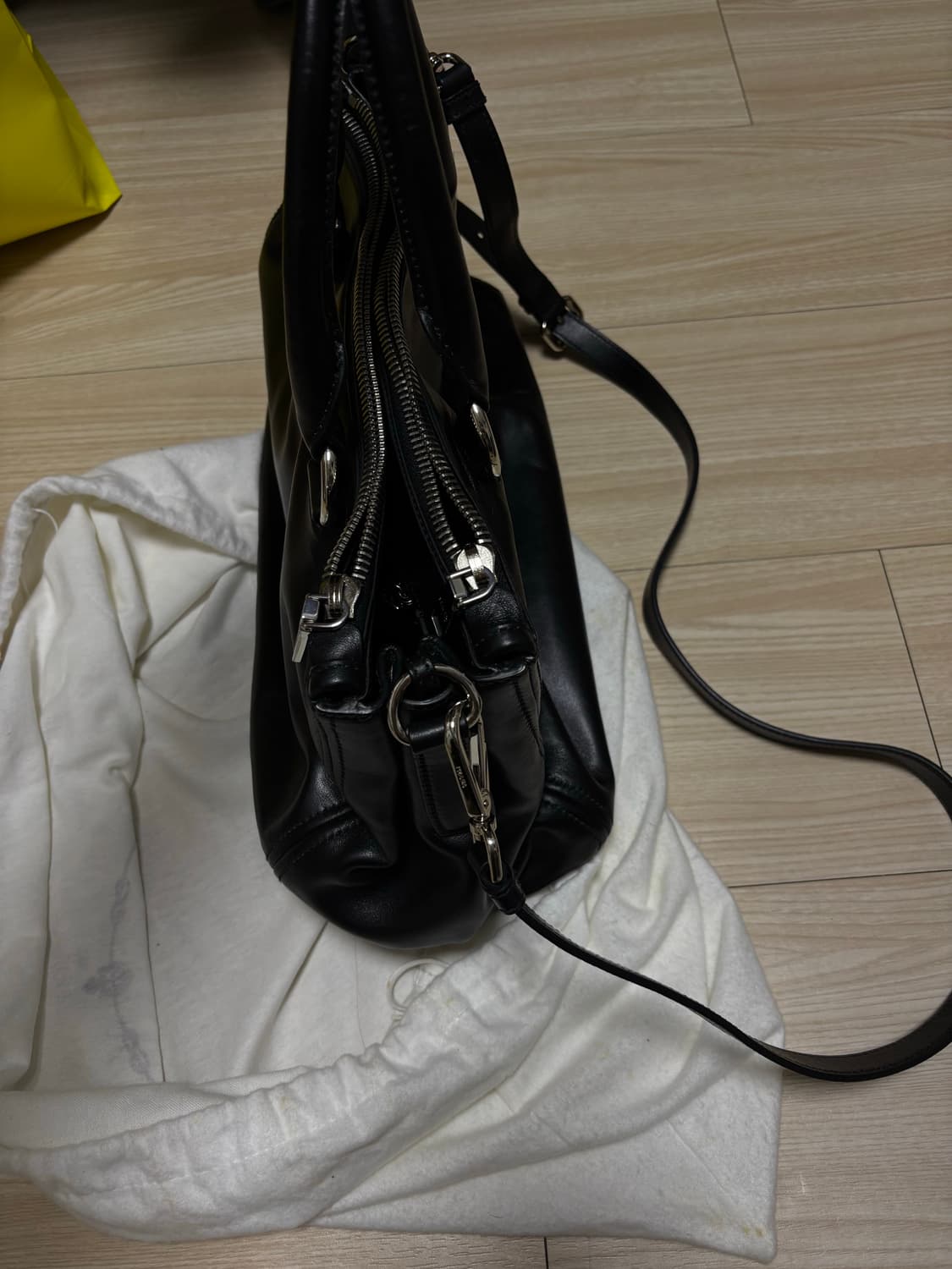 Prada 비텔로 레더 토트백 상품이미지3